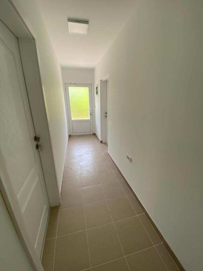 Omis Rooms Pančevo Extérieur photo