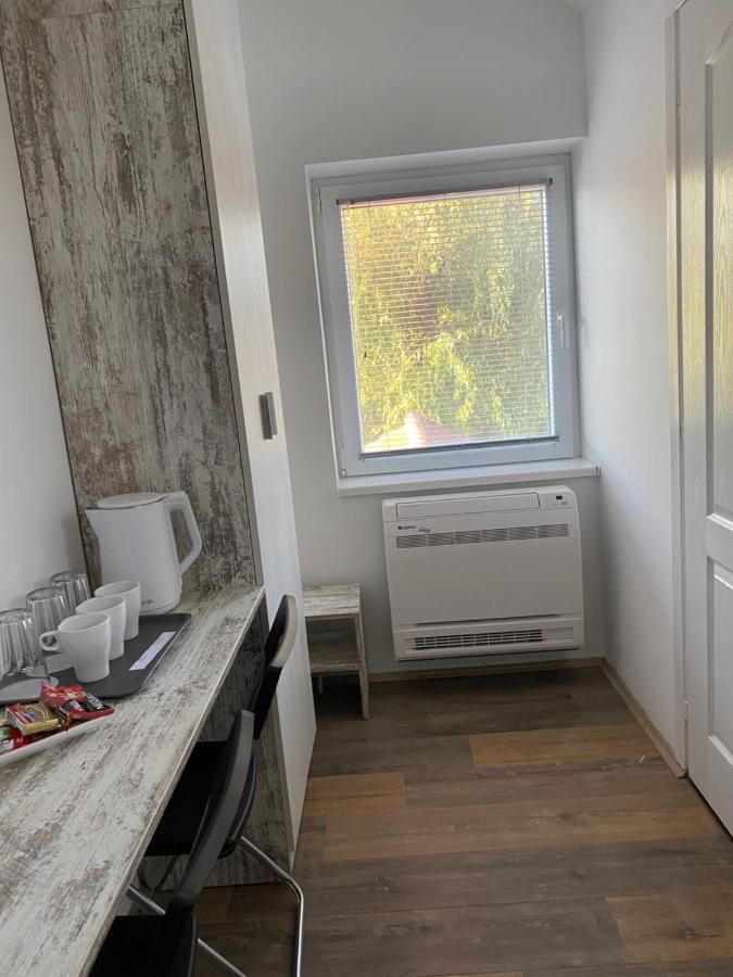 Omis Rooms Pančevo Extérieur photo
