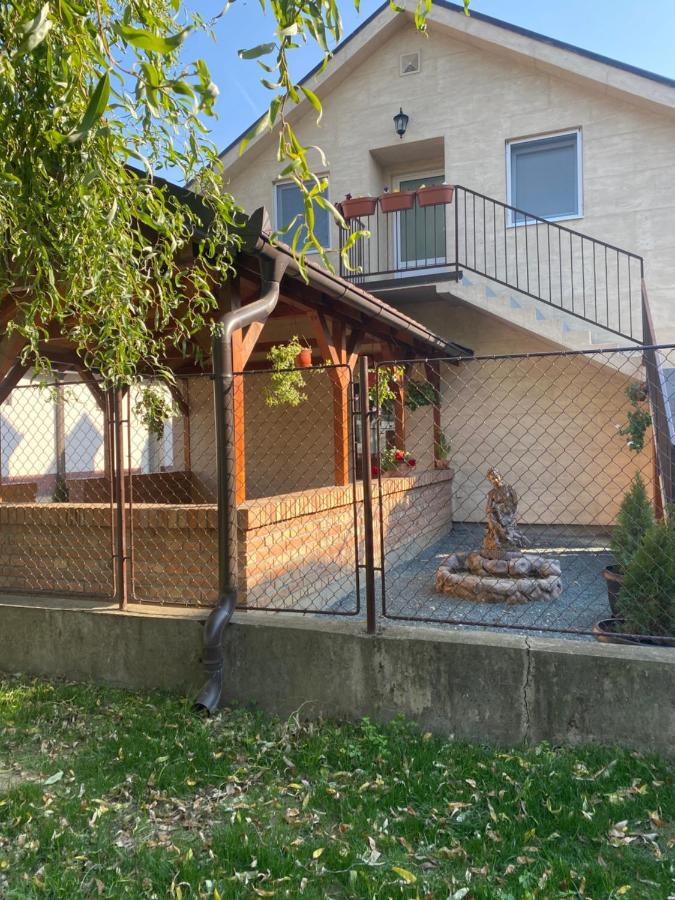 Omis Rooms Pančevo Extérieur photo